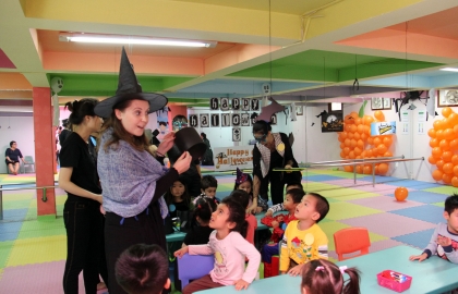 MỘT CUỘC HỘI NGỘ THẦN BÍ